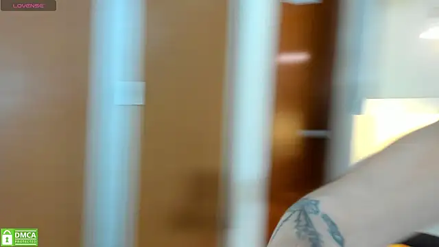 alejandra_dr1's cam snapshot