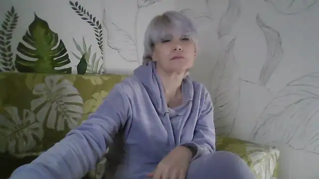 Catty_Lady's cam snapshot