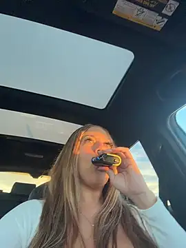 Bigbuttbrooklynn's cam snapshot