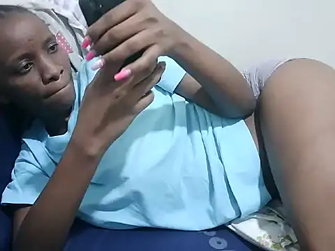 prettybeee's cam snapshot