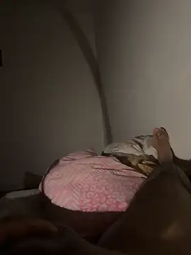 Night_outcam live sex cam