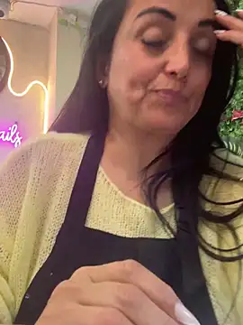 hotadhara01's cam snapshot