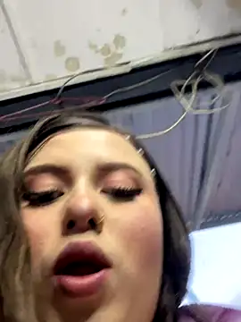 Kitty_Bms_'s cam snapshot