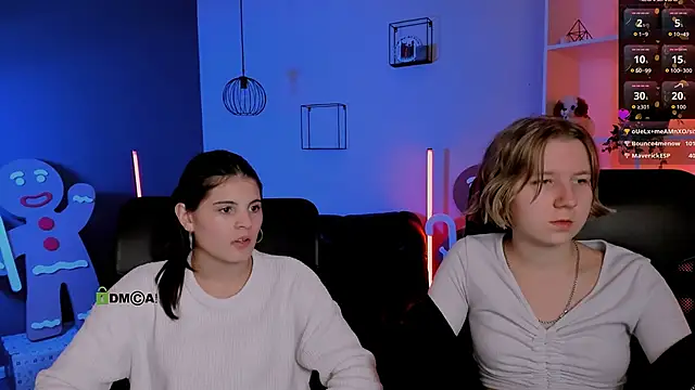 lizzie_boom_'s cam snapshot