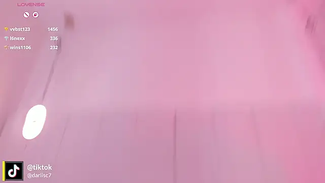 _huge_boobs_ebony's cam snapshot