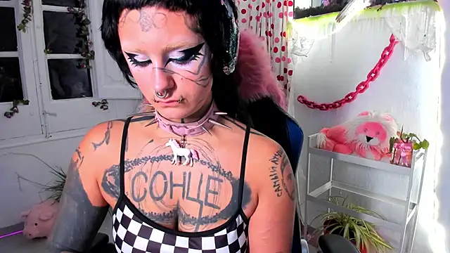 lady_sontse_'s cam snapshot