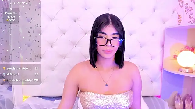 emaa_lambert's cam snapshot