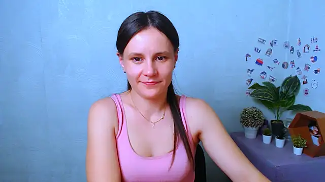 ValeriaHeart_'s cam snapshot