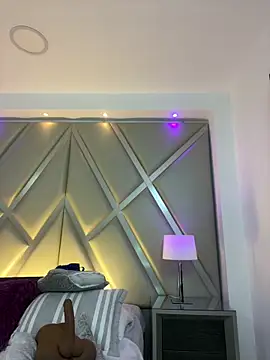 AlesiaCooper's cam snapshot