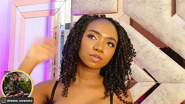 Tessa_Owenss's cam snapshot