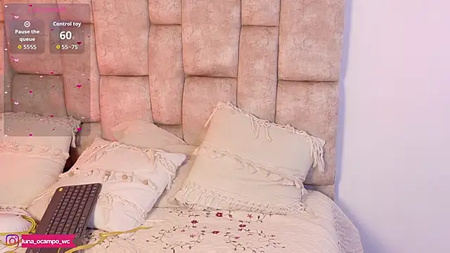 LunaOcampo_'s cam snapshot