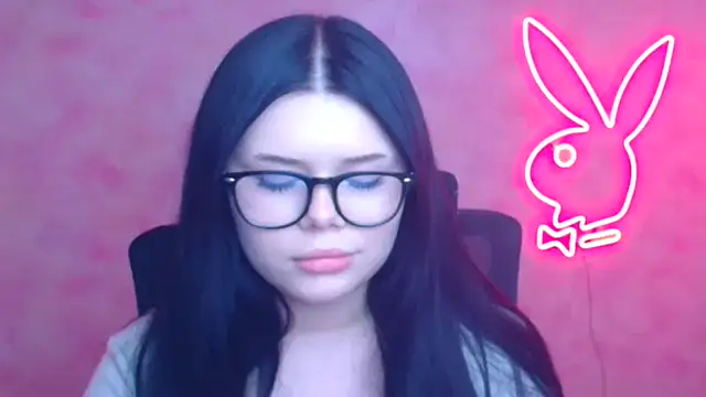 Mona_Esty's cam snapshot