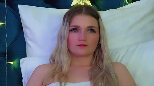 AnnyRaii's cam snapshot