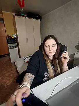 Elyslis's cam snapshot