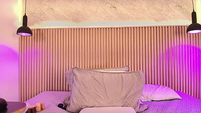 big_tits_in_your_face's cam snapshot