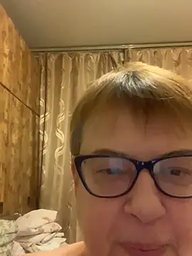 Klio5678 live sex cam