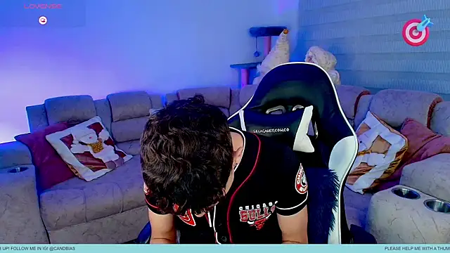 Niico_Cruz live sex cam