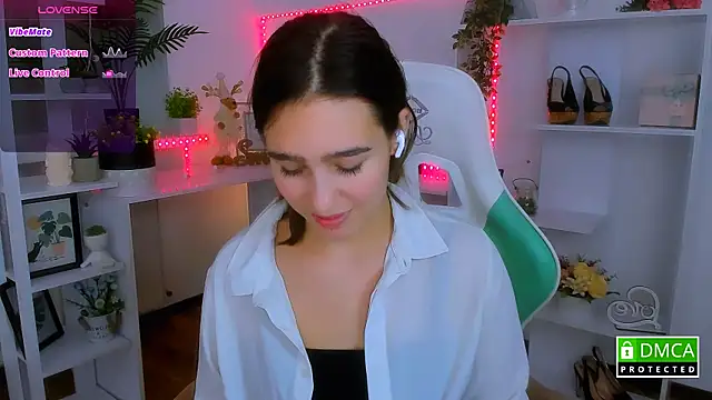 _Eliizabeth_'s cam snapshot