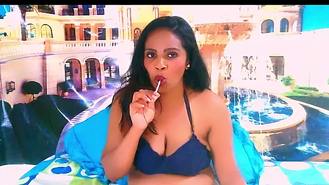 Luciousindian69's cam snapshot