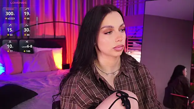 LunaNight's cam snapshot