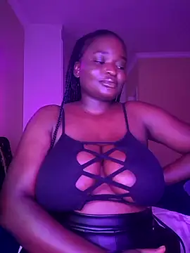 DarkButterfly99's cam snapshot