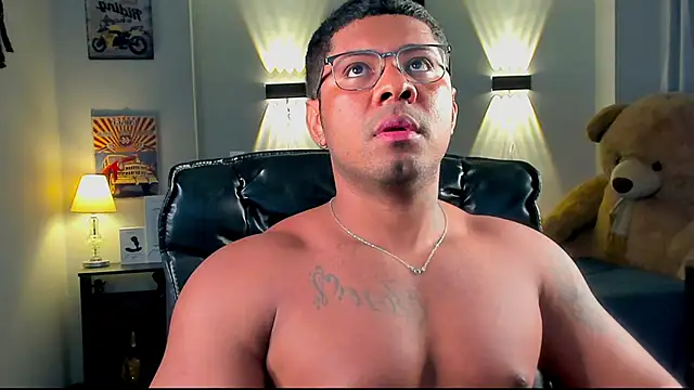 LEONHDZ live sex cam