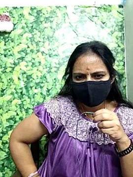 Queen-Neha's cam snapshot