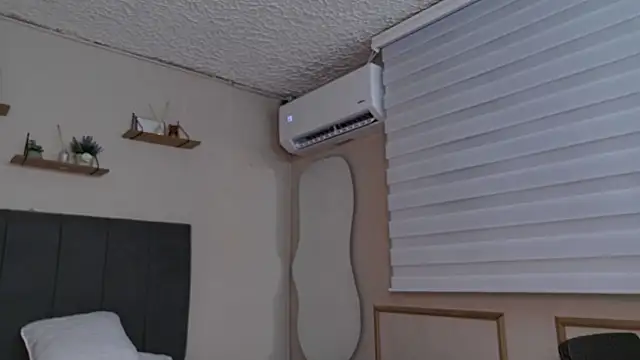 Thony_Big live sex cam