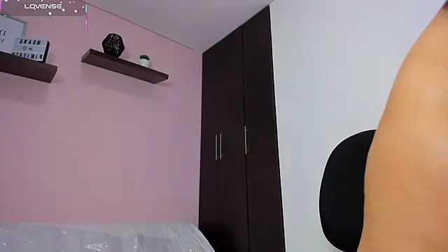 tifanyhills_'s cam snapshot