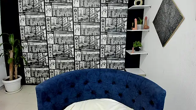 ChloeTurner_'s cam snapshot