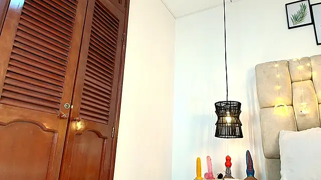 AdharaSmithh's cam snapshot