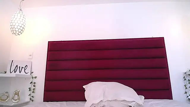 AmmyPike1's cam snapshot