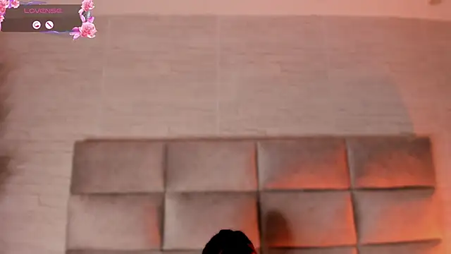 lea_walkerr's cam snapshot