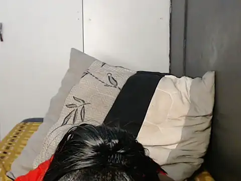 punkieboobs1's cam snapshot