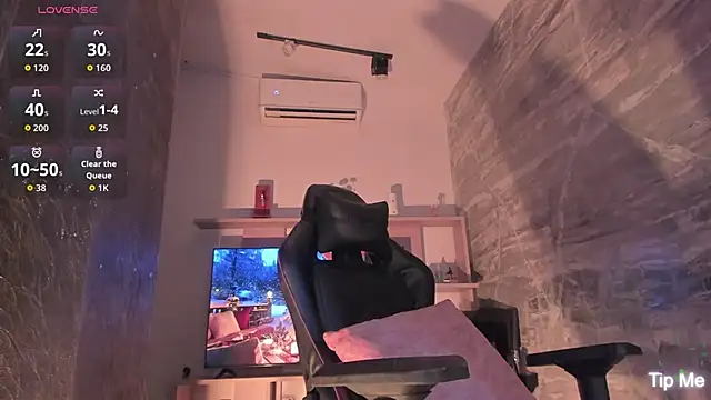 LunaBaker-1 live sex cam