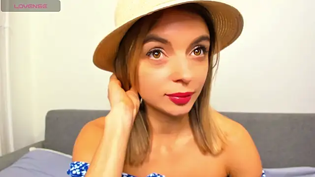 _ellen_meow_'s cam snapshot