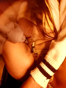 k_lebannon's cam snapshot