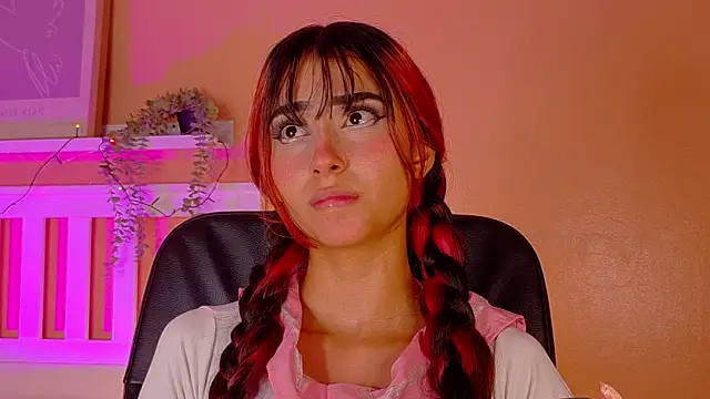 ParisFox_'s cam snapshot