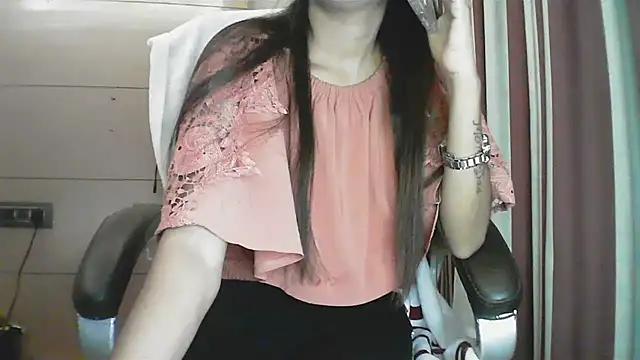 collage_hoty's cam snapshot