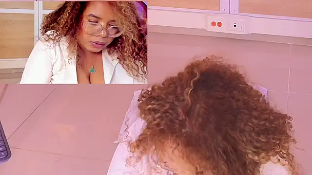 _nickypurple_'s cam snapshot