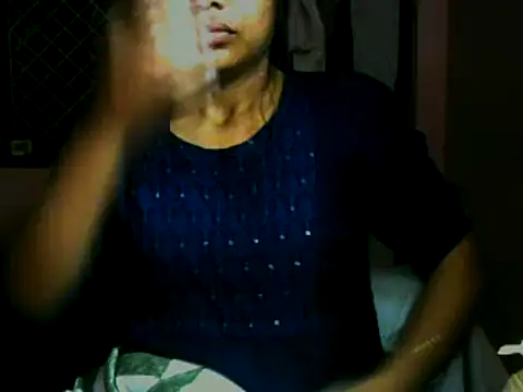 Romantic_Roma6's cam snapshot