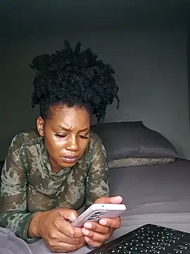 playgirlmc's cam snapshot