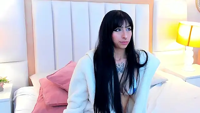 LaylaaDoll live sex cam