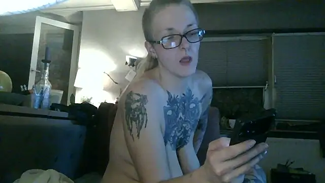 Astrid-Gilbert's cam snapshot