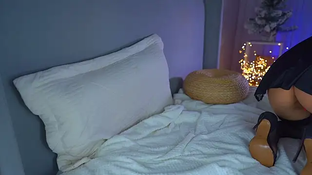 lady_ella's cam snapshot