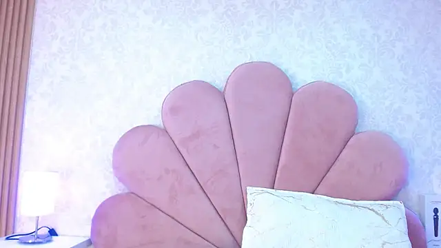 ElhaThomson's cam snapshot