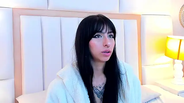 LaylaaDoll's cam snapshot