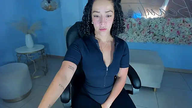 AlessaRomero's cam snapshot