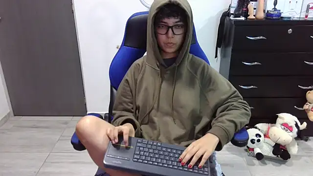 thomascooper7's cam snapshot