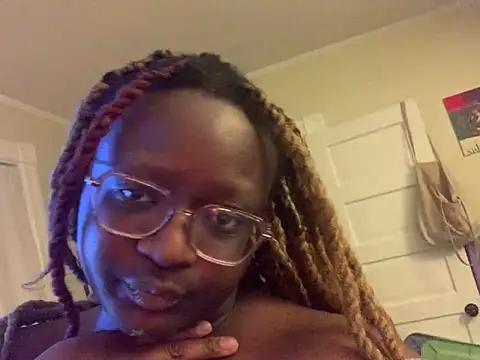 BigKittyRaven live sex cam